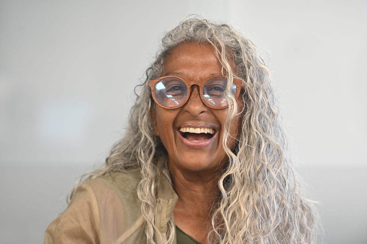 Salão de Imprensa do Carnaval de Salvador 2026 homenageia Linda Bezerra, referência do jornalismo baiano