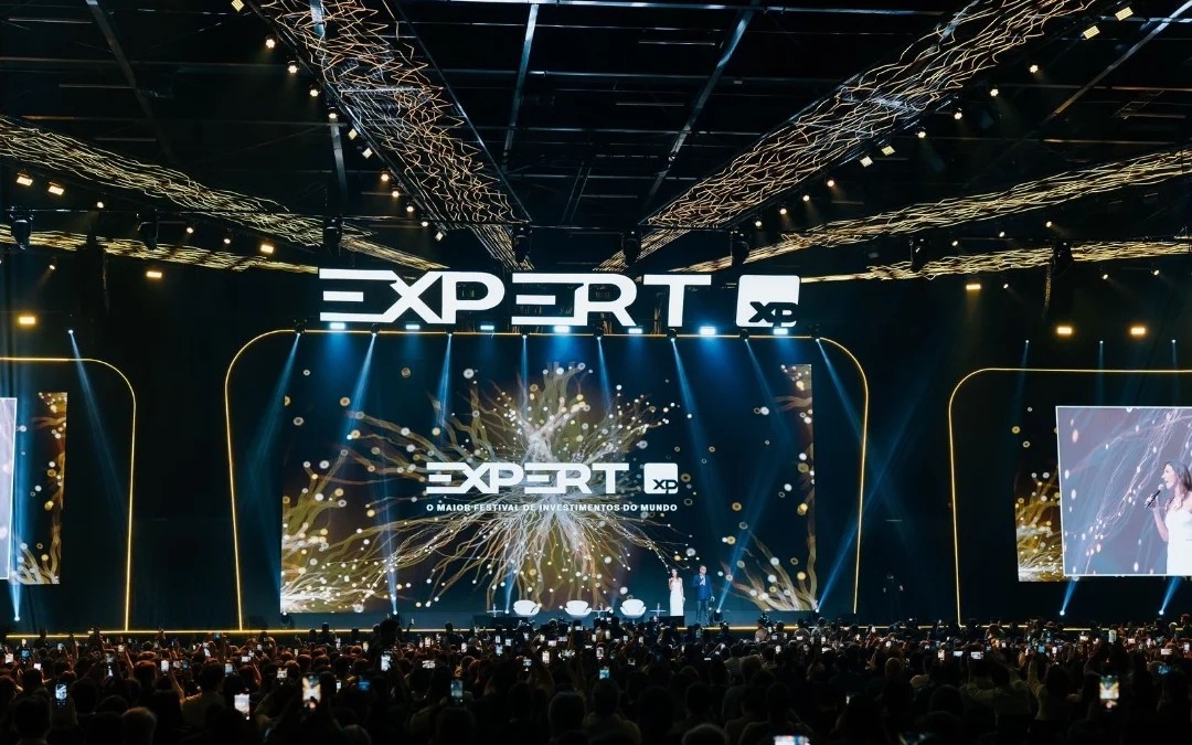​CEOs de grandes empresas discutem liderança, inovação e futuro dos negócios na Expert XP