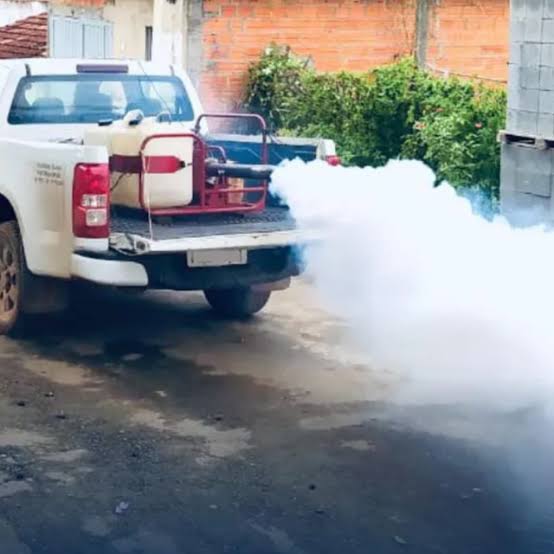 ​Carro fumacê começa a circular em seis bairros de Salvador nesta quarta-feira