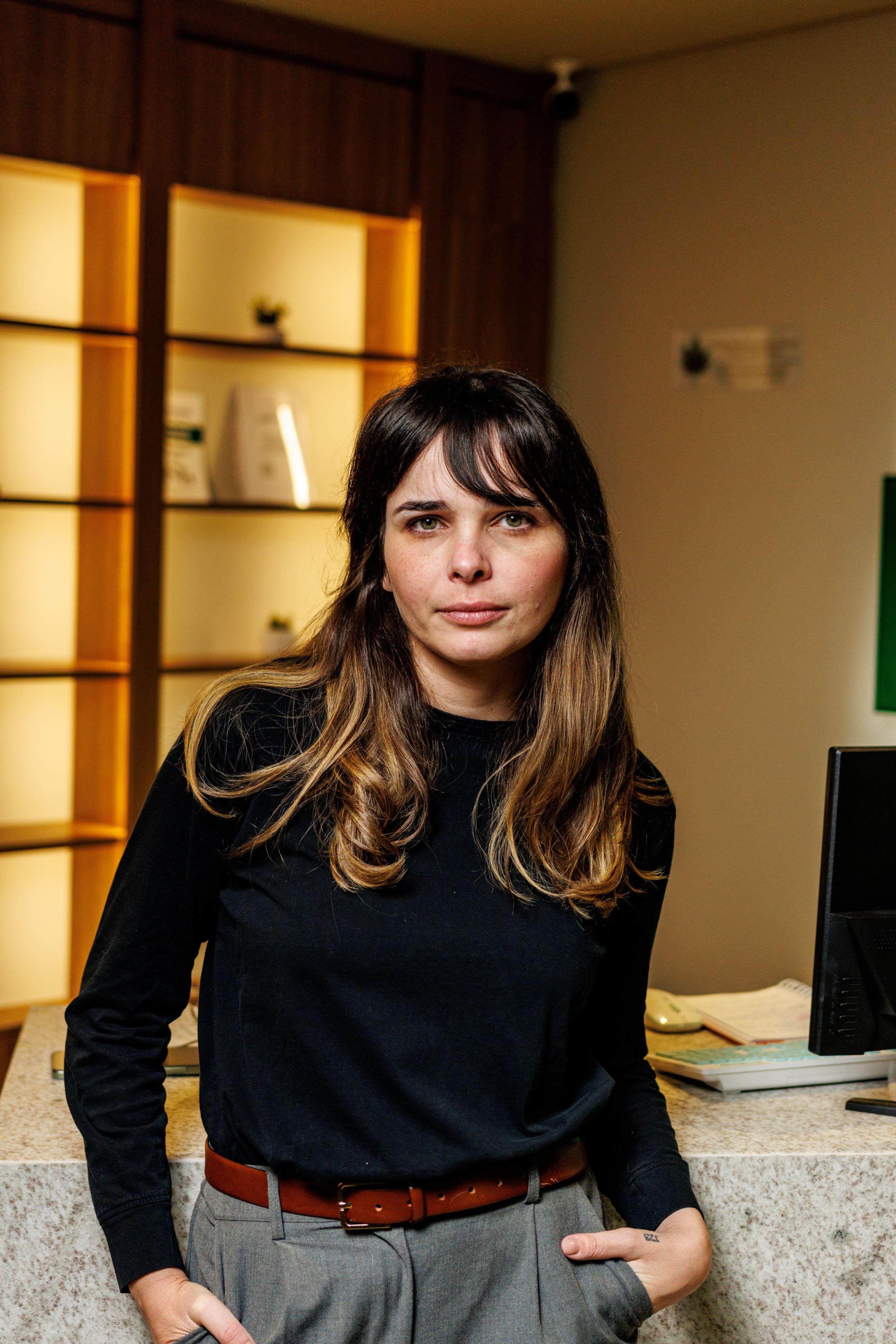 ​Canabidiol ganha espaço no cuidado com sintomas da menopausa e da perimenopausa